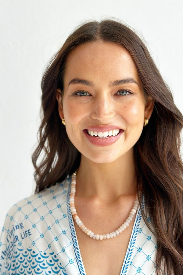 CREAM AND BROWN GEM NECKLACE